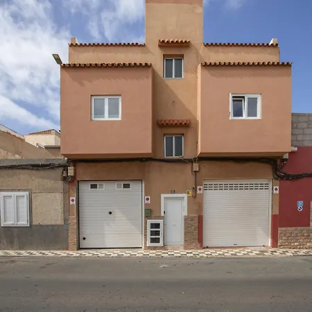 Casa Us * Arinaga