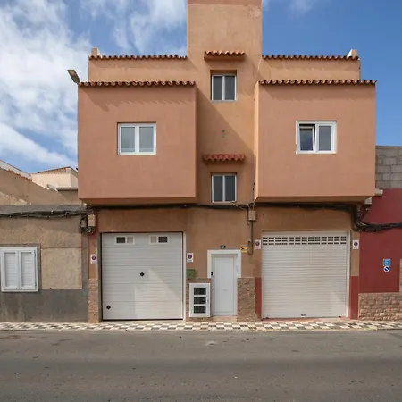 Casa Us * Arinaga